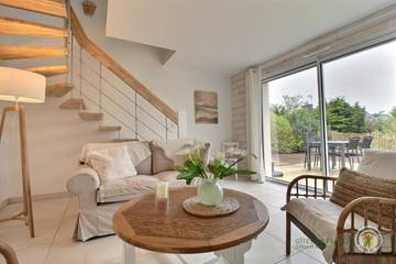 Gîte pour 4 personnes, avec terrasse et jardin à Trélévern