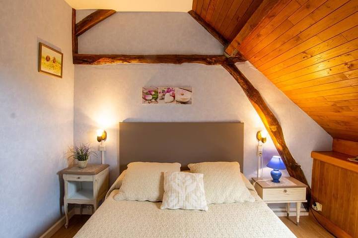 Gîte pour 6 personnes, avec jardin à Cherveix-Cubas - 3