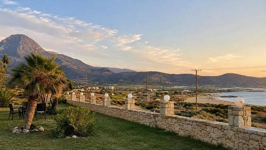 Gîte pour 2 personnes, avec vue et jardin dans Falasarna - 2