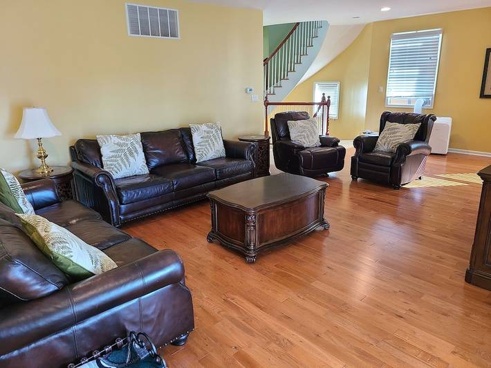 Vacation house for 12 people, with terrace in Jersey Shore