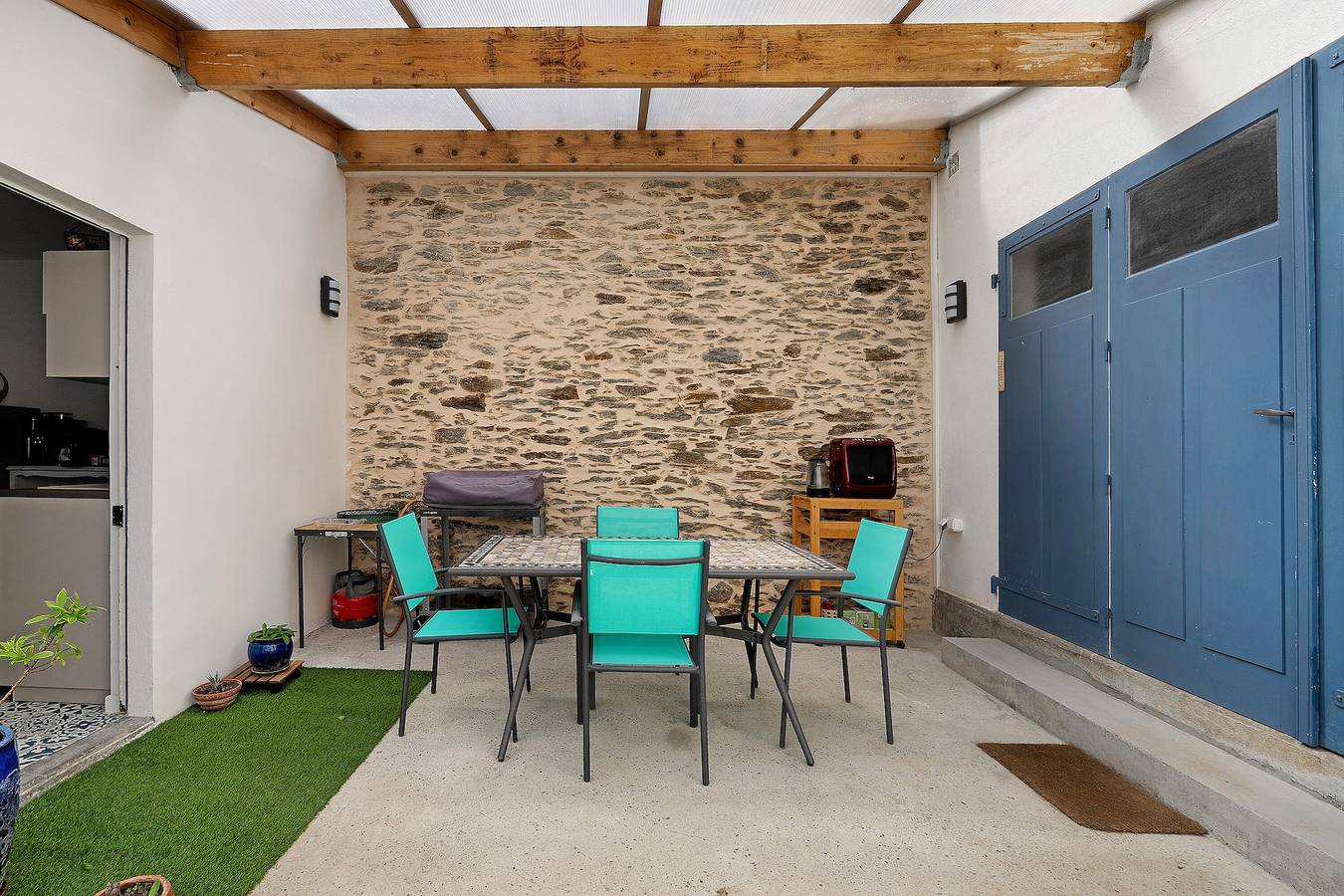 Gastenkamer “Les Passiflores” met gedeeld terras, tuin en Wi-Fi, foto 10