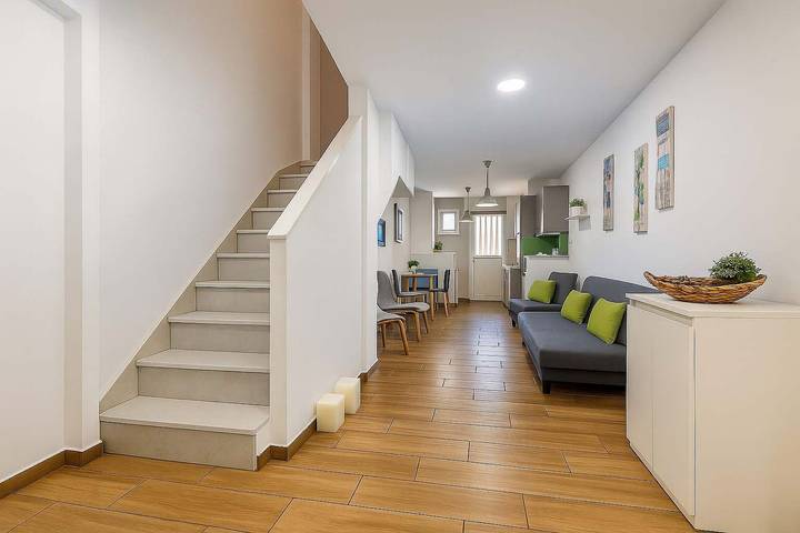 Location de vacances pour 5 personnes, avec balcon/terrasse, adapté aux familles à Calamata - 2