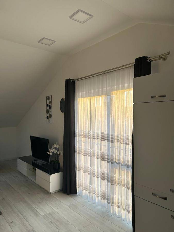 Ferienwohnung für 6 Personen, mit Garten und Ausblick in Ronnenberg - 3