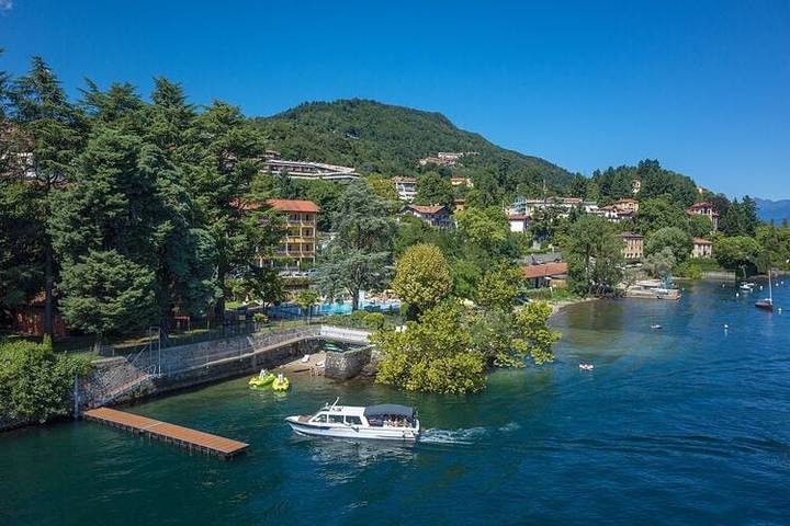 Ferienwohnung für 2 Personen, mit Balkon und Garten sowie Kinderpool und Pool in Comune di Verbania