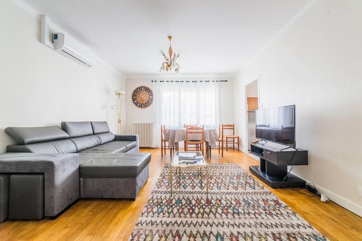 Location de vacances pour 7 personnes, avec jacuzzi et jardin à Brive-la-Gaillarde - 2