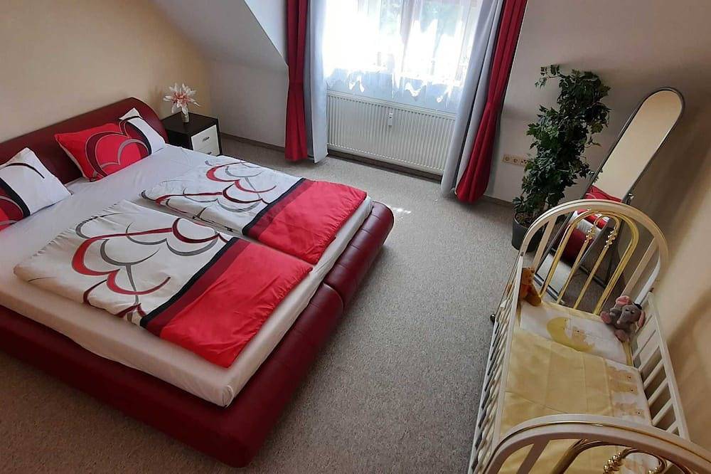 Ganze Wohnung, Ferienwohnung Glücksloggia - Ferienwohnungen Manuela in Obertrubach, Frankenalb