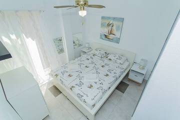 Apartment for 4 People in Mar Azul Torrevieja, Torrevieja, Photo 2