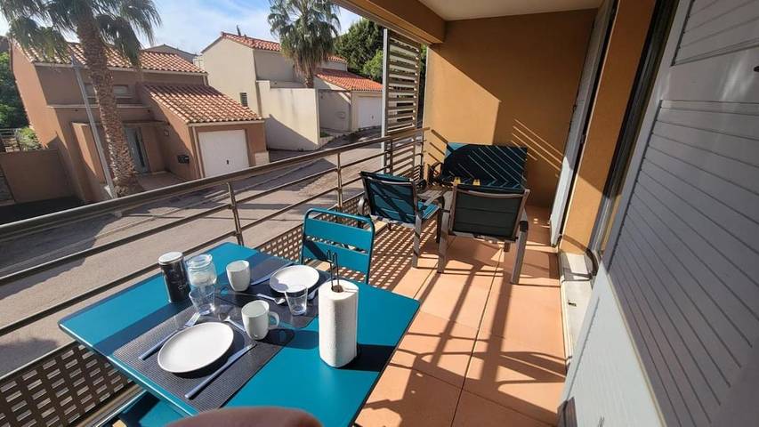 Villa pour 4 personnes, avec piscine ainsi que vue et terrasse à Collioure