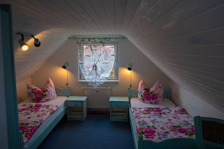 Ferienhaus für 5 Personen, mit Pool und Terrasse sowie Garten im Erzgebirge - 4