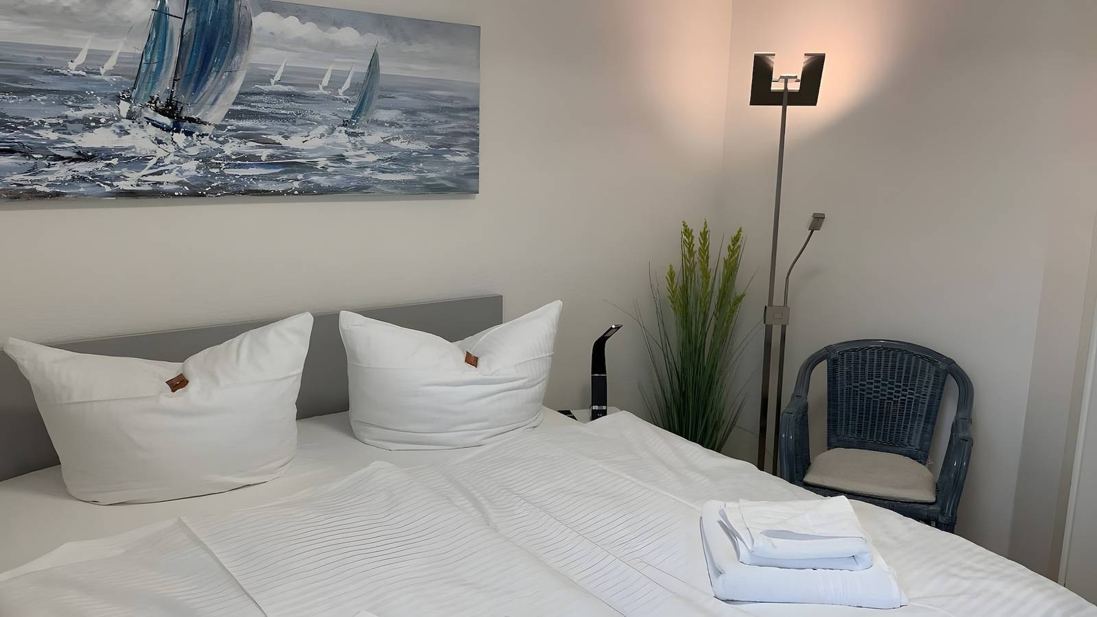 Ganze Wohnung, Apartment „Tine“ mit Balkon und Strandkorb im Sommer in Zempin, Usedomer Norden