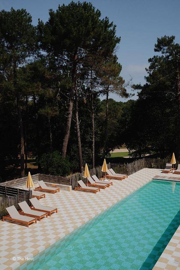 Hôtel pour 2 personnes, avec piscine et jardin ainsi que vue et sauna, animaux acceptés