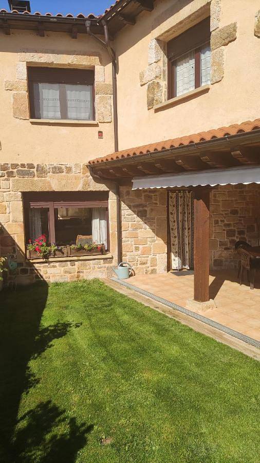 Casa rural para 8 personas, con vistas y jardín, Se admiten mascotas en Sotillo del Rincón - 4