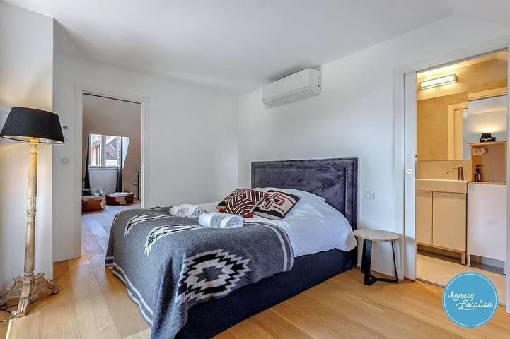 Villa pour 8 personnes, avec balcon à Veyrier-du-Lac - 2