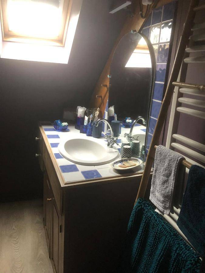 Two-Bedroom House in Chalais (Indre), Région de Le Blanc