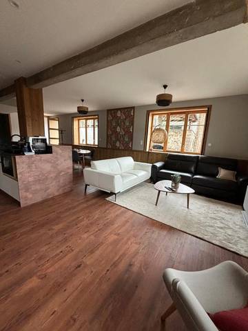 Gîte pour 6 personnes, avec jacuzzi et terrasse, animaux acceptés à Montaigut-le-Blanc