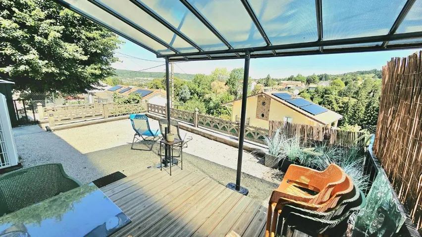 Casa de huéspuedes para 6 personas, con terraza y vistas - 1