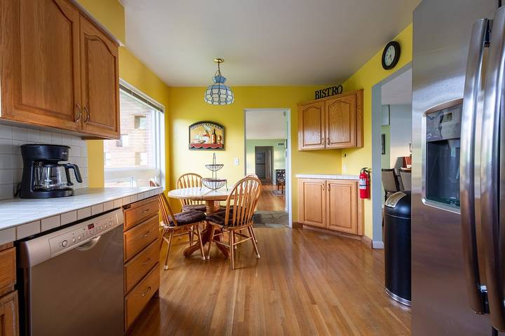 Vacation rental for 10 people, with hot tub and yard in Oregon