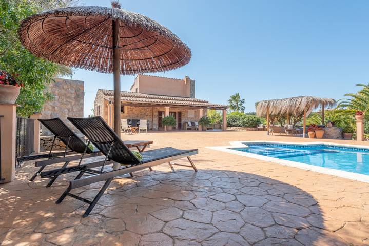 Maravillosa casa de campo con aire acondicionado con piscina, Wi-Fi, jardín y terrazas; Estacionamiento disponible in Artà, Mallorca Este