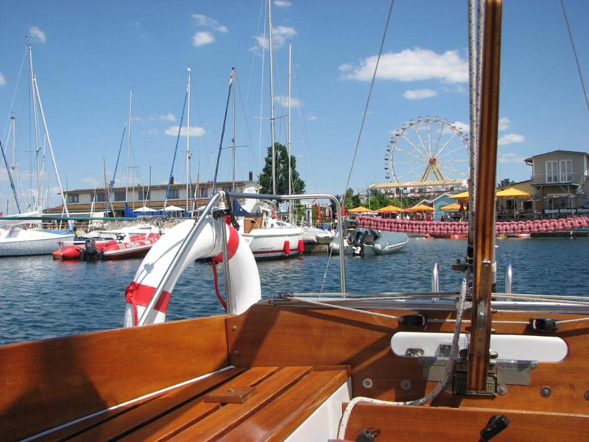 Entire apartment, Studio with Lake View in Markkleeberg, Neuseenland