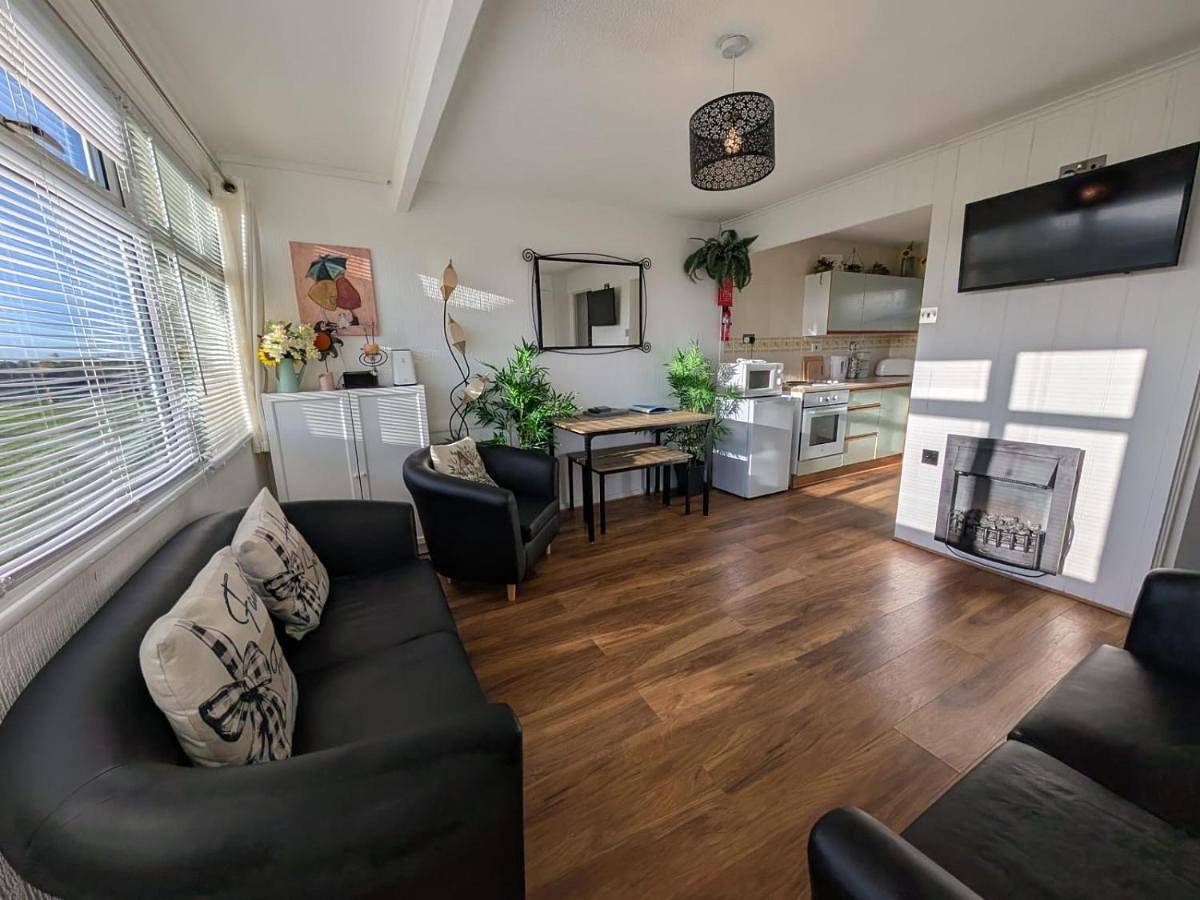 Two-Bedroom Chalet in California (Great Yarmouth), Great Yarmouth