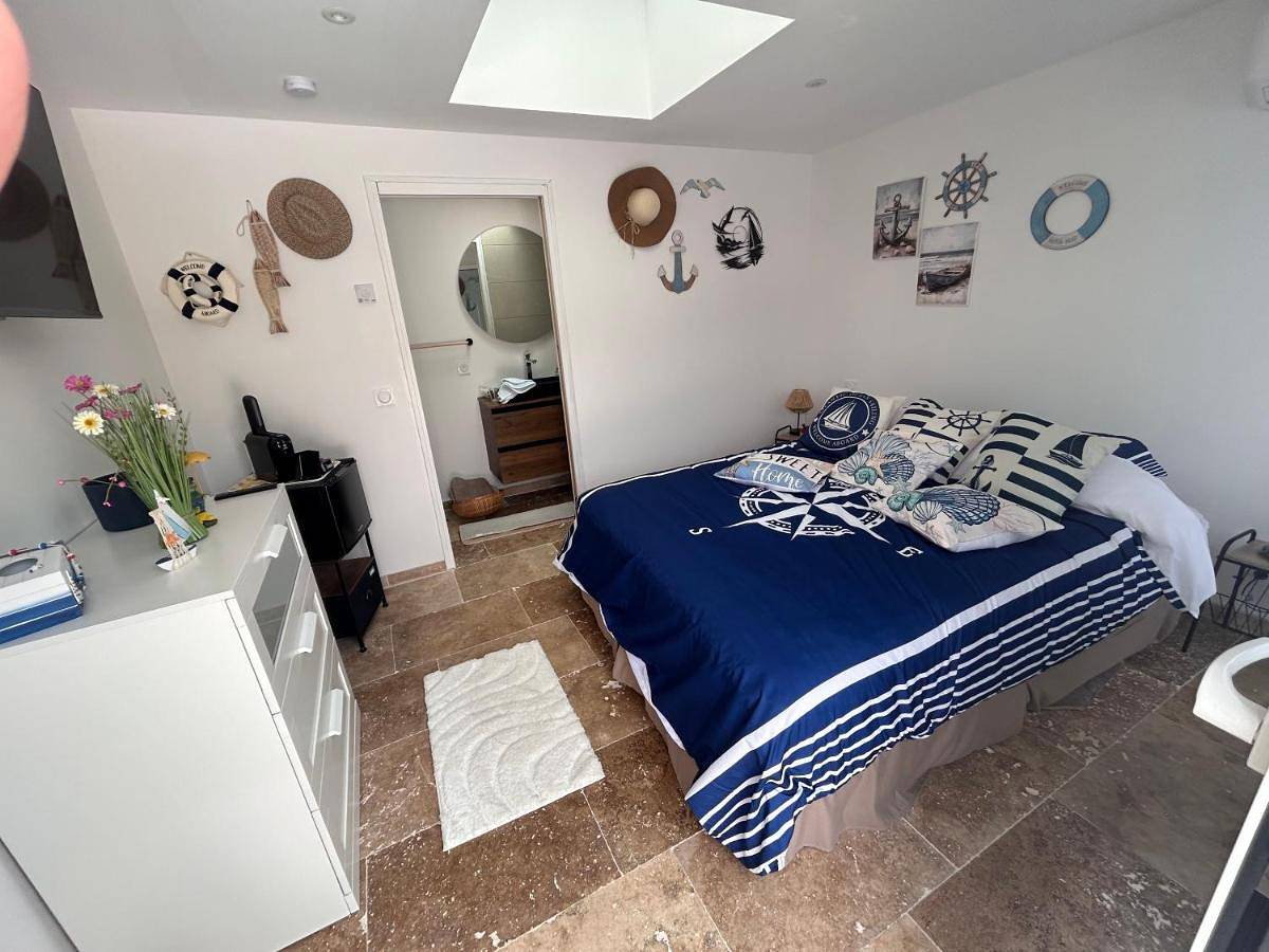 Double Room with Pool View in Sisteron, Région de Forcalquier