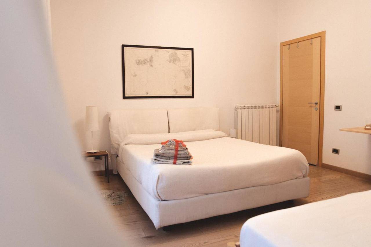 Quadruple Room with Shared Bathroom in Livorno, Etruskische kust