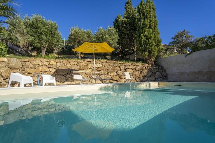 Appartement entier, Appartement de vacances pour 6 personnes avec piscine in Faro Capo Vaticano, Ricadi (municipality)