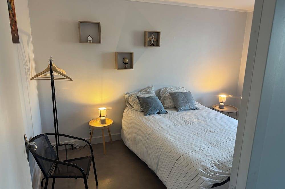 Air-conditioned accommodation downtown Rodez  in Rodez, Zentralmassiv