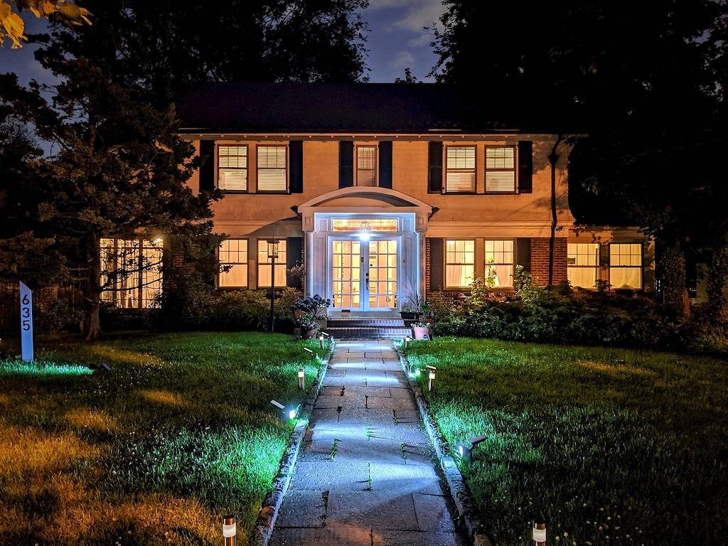 Tranquil detached home on safe & quiet neighborhood with large yard for hosting in Union County