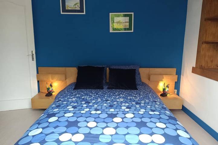 Location de vacances pour 6 personnes, avec terrasse et jardin à Lacombe - 4