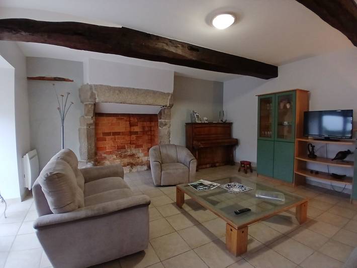 Maison ancienne rénovée avec terrasses, jusqu'à 6 personnes, La Gaubretière in La Gaubretière, Vallée de la Loire