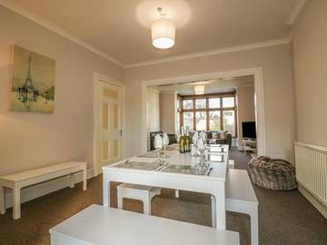 Cottage for 12 People in Newquay, Cornwall, Photo 3