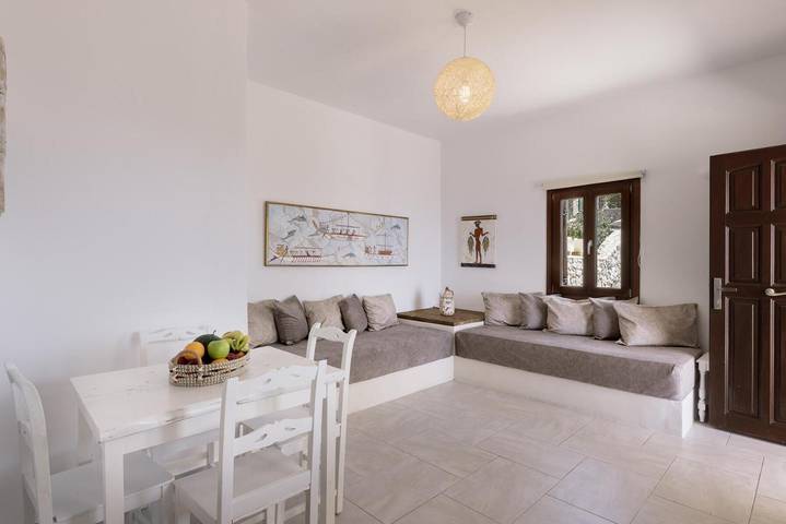 Ferienwohnung für 4 Personen, mit Whirlpool und Balkon auf Santorin - 3