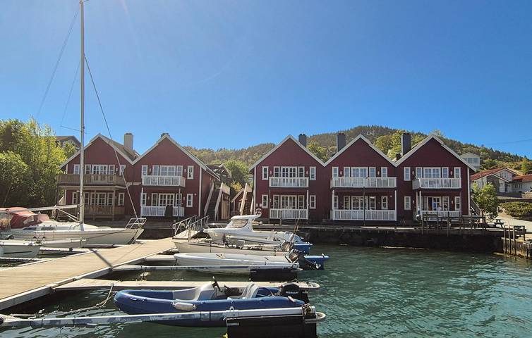 Ganze Ferienwohnung, Ferienwohnung für 5 Personen mit Terrasse in Hardangerfjord