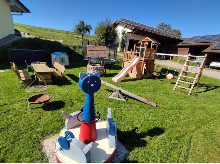 Gîte pour 4 personnes, avec jardin et vue ainsi que piscine et bassin pour enfant à Neukirch - 4