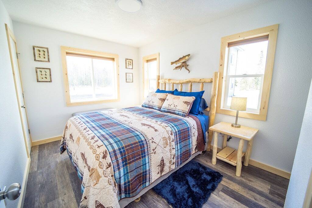 Cozy retreat near Kenai Rvr-2Q&1F bed-w/loft #2 in Kenai Peninsula