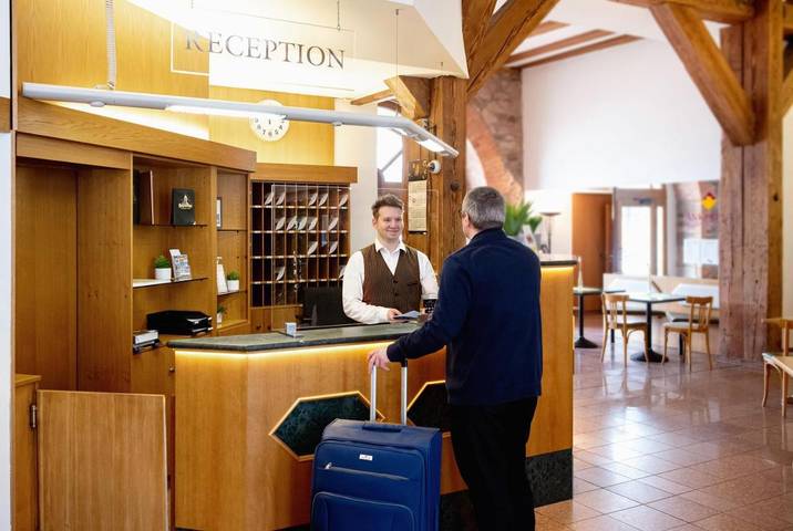 Hotel für 2 Personen, mit Terrasse und Whirlpool sowie Sauna in Halle - 3