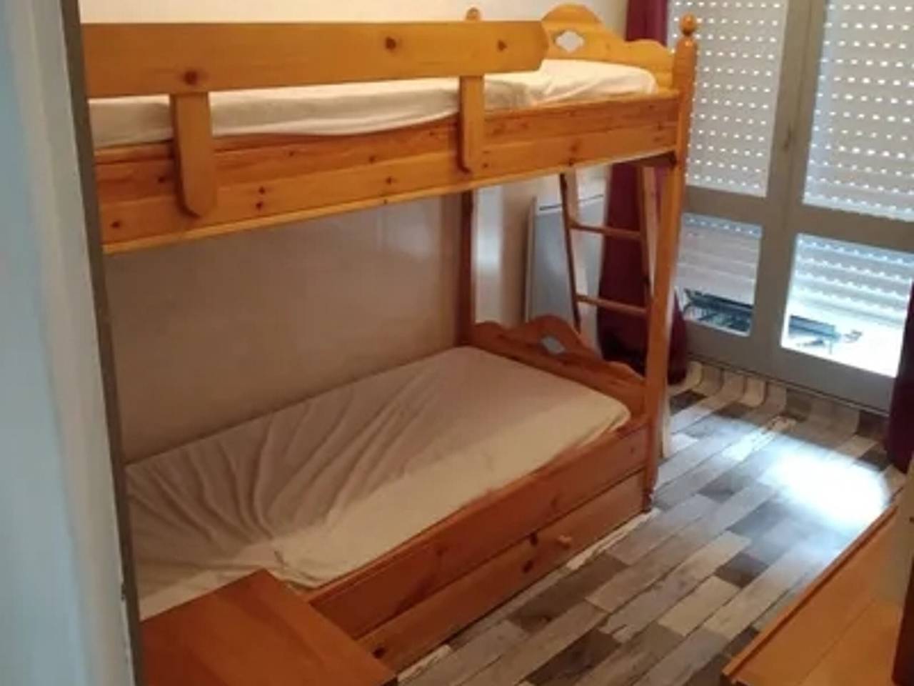 Entire apartment, T2 Apartment - Courseulles Port with Parking in Courseulles-sur-Mer, Caen region