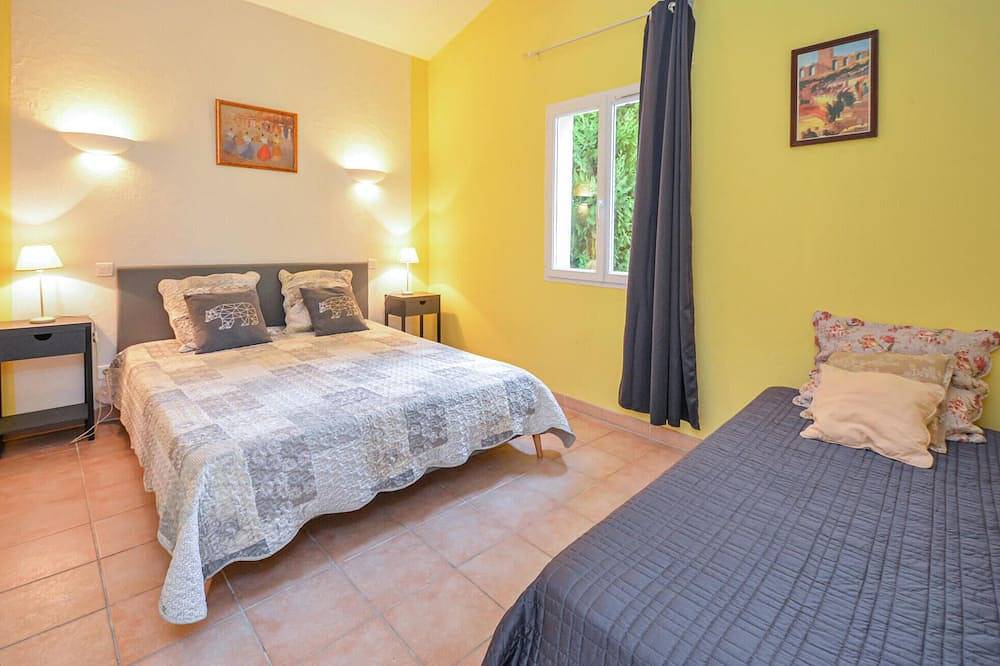 Acogedora casa en Cabannes con Wifi in Cabannes, Region de Arles