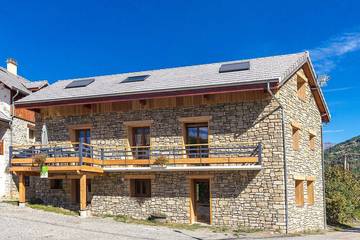 Gîte pour 4 personnes, avec terrasse à Saint-Jean-Saint-Nicolas