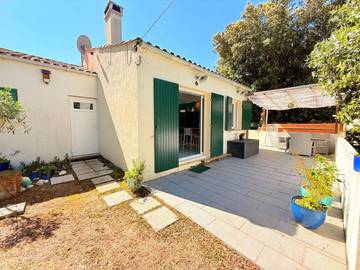 Gîte pour 6 personnes, avec terrasse dans Plage Domino