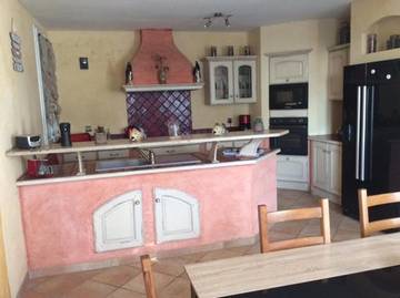 Maison d’hôte pour 4 personnes, avec vue et balcon à Roissy-en-France