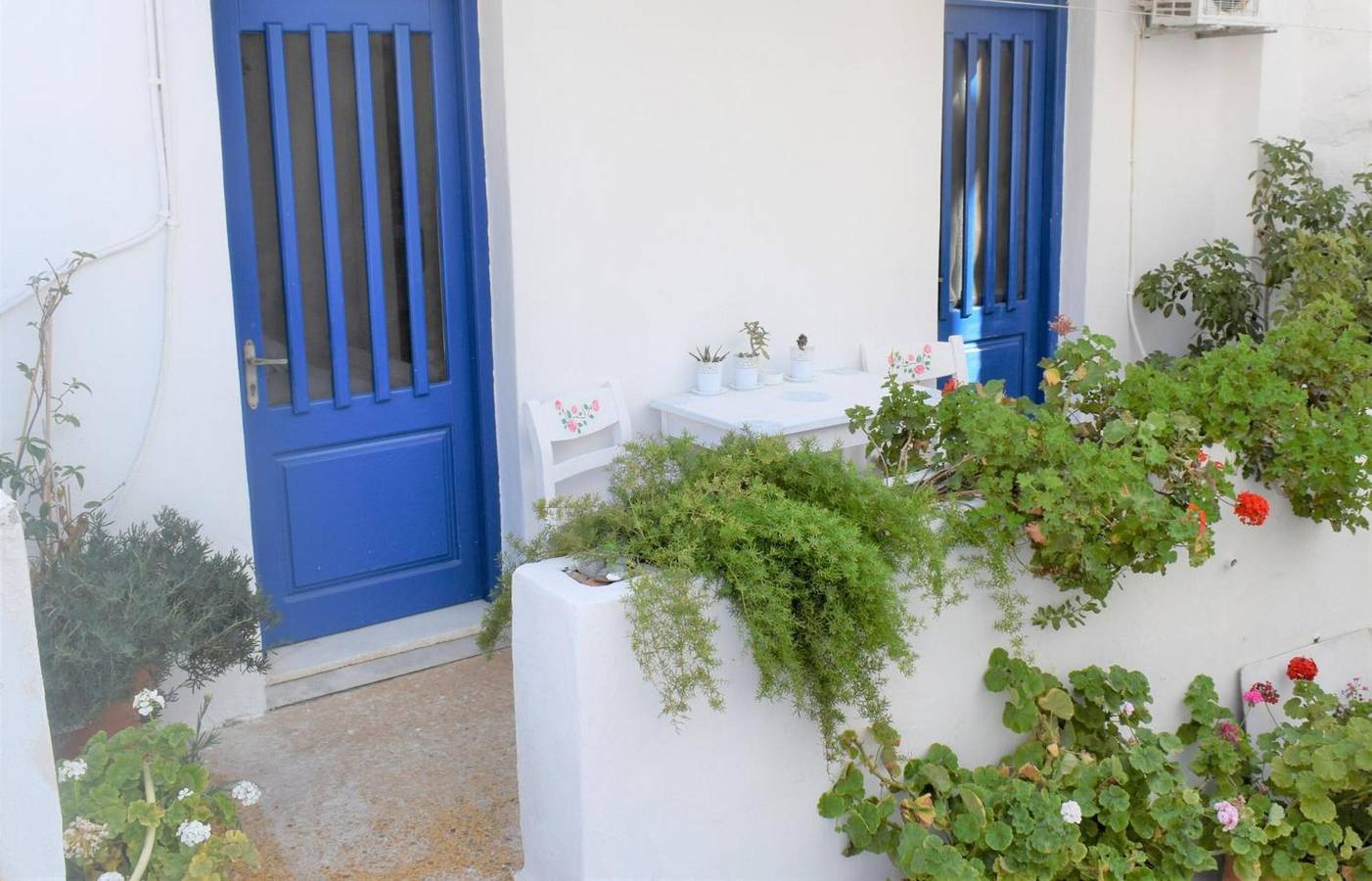 Geheel appartement, Appartement '- Begane Grond' met Balkon, Wifi en Airconditioning in Katapola, Amorgos