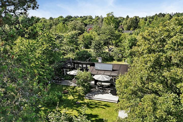 Ferienhaus für 4 Personen, mit Garten und Terrasse in Tisvilde