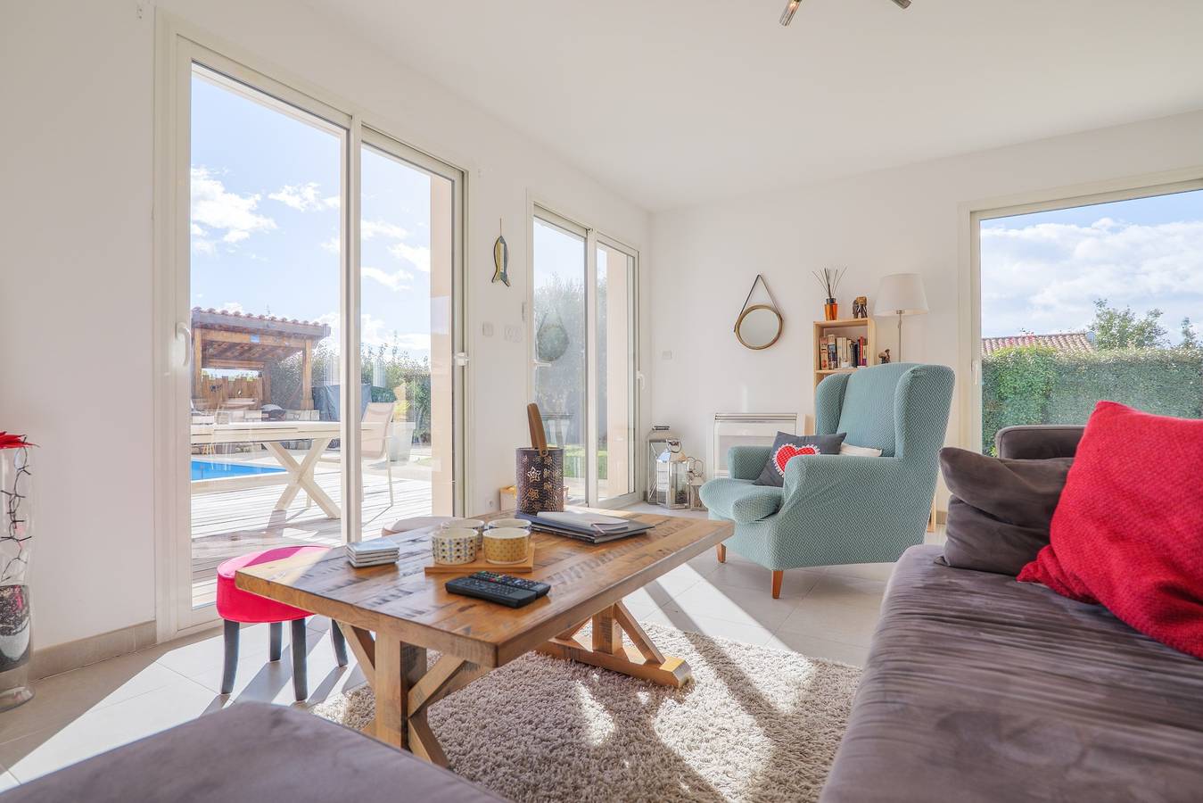 Casa de vacaciones 'M Vallon Pont D'arc' con piscina privada, Wi-Fi y aire acondicionado in Vallon-Pont-d'Arc, Ardèche
