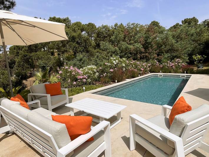 Location de vacances pour 6 personnes, avec terrasse ainsi que vue et jardin à Santa Cristina d'Aro - 2