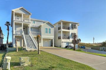 Vacation Rental for 10 Guests in Port Aransas, Mustang Island, Picture 3
