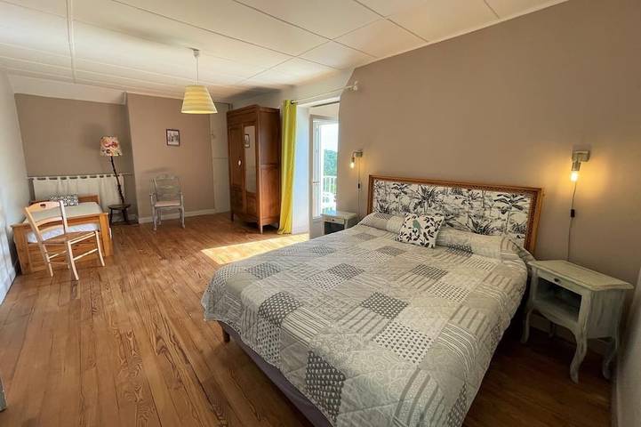 Location de vacances pour 6 personnes, avec jardin, animaux acceptés à Lys (homonymie) - 4