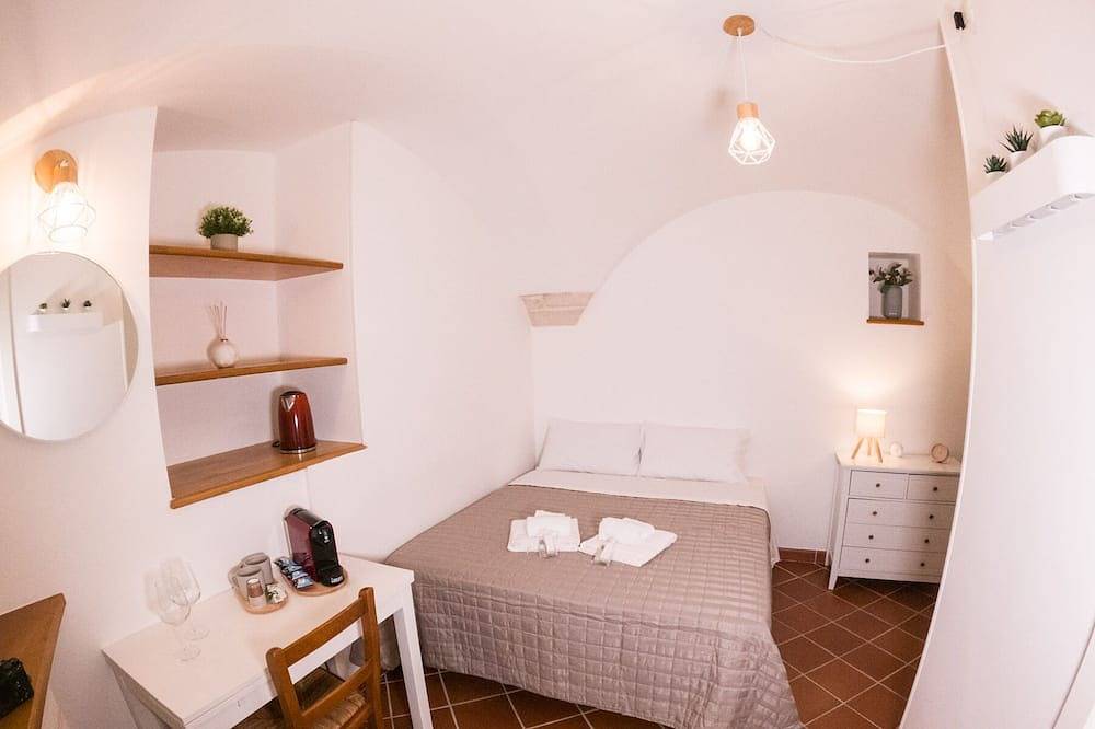 Entire apartment, Alley Home - Holiday Home Putignano (Ba) in Putignano, Bari Province