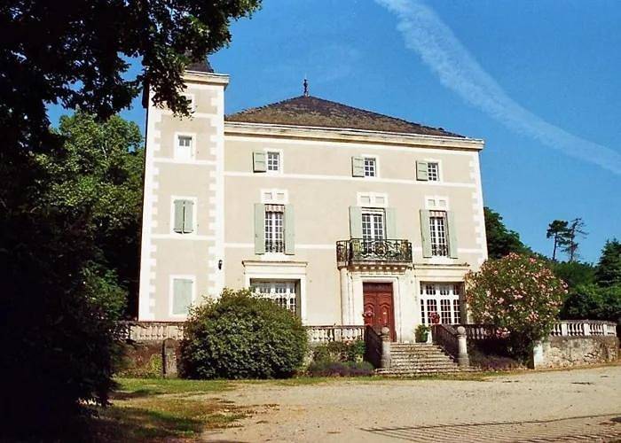 Chambre d’hôte pour 2 personnes, avec jardin et piscine ainsi que terrasse et vue, animaux acceptés